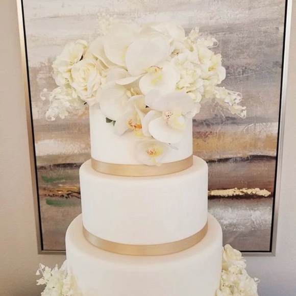 5 tier White Orchids Display Faux Wedding Cake - Picture 4 of 8